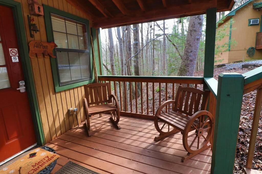 Mountain Cabin 2B Jacuzzi #10 Helen Εξωτερικό φωτογραφία